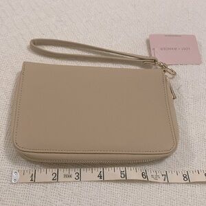 Lost + Wander wristlet NWT